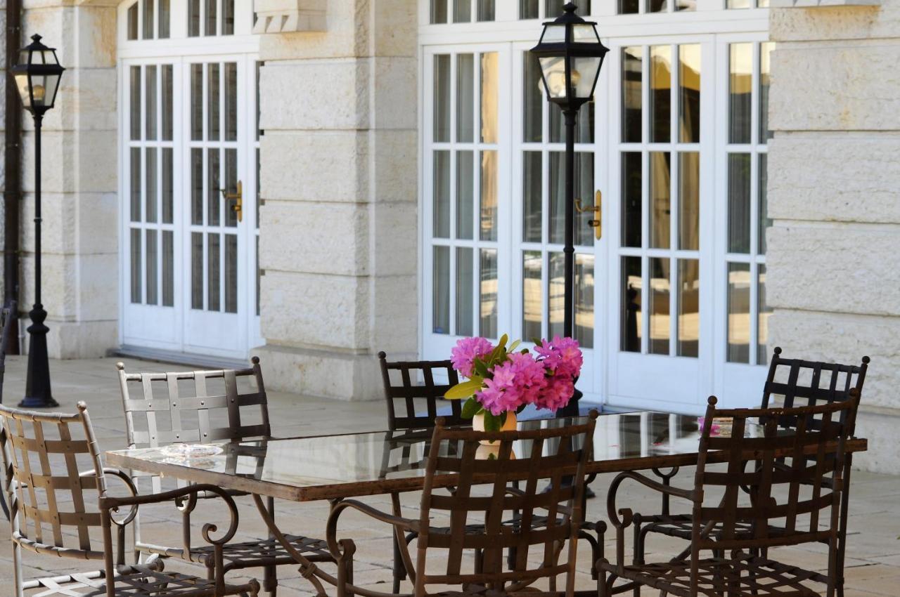 Domaine De Mont-Renaud Hotel Boncourt Bagian luar foto