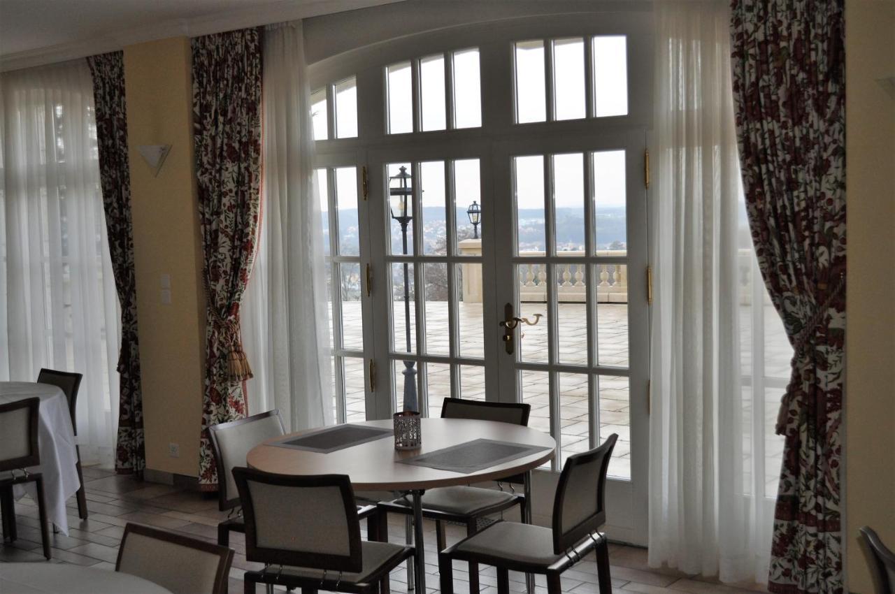 Domaine De Mont-Renaud Hotel Boncourt Bagian luar foto