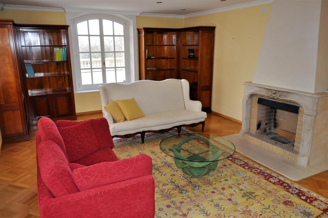 Domaine De Mont-Renaud Hotel Boncourt Bagian luar foto