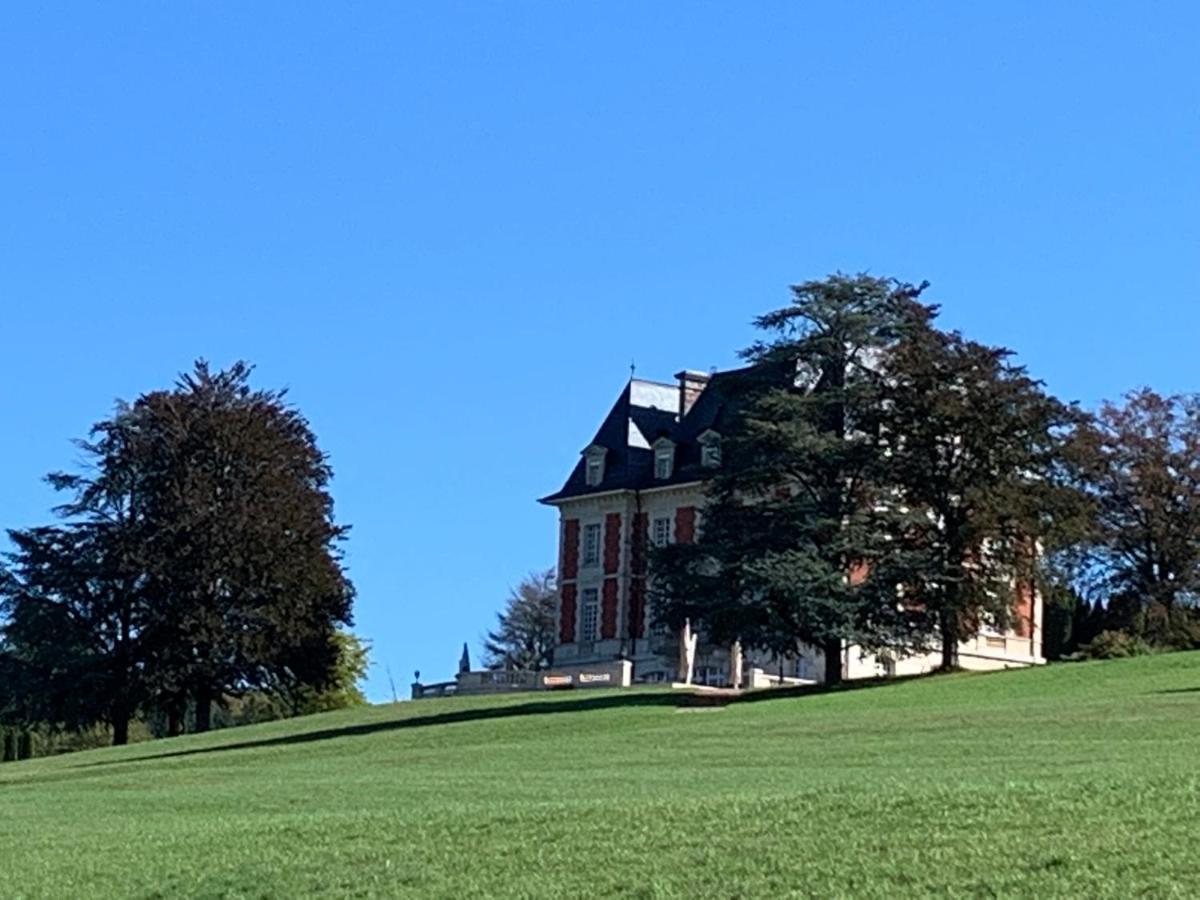Domaine De Mont-Renaud Hotel Boncourt Bagian luar foto